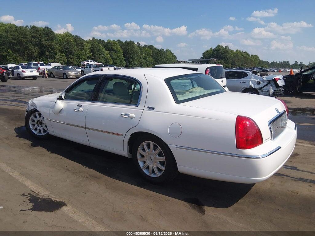 2LNHM82VX9X612523 2009 LINCOLN TOWN CAR photo no. 3