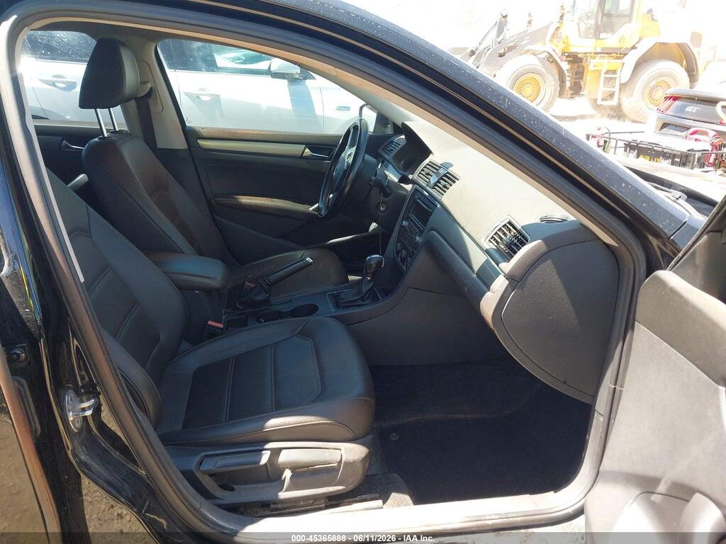 1VWAT7A33FC046049 2015 VOLKSWAGEN PASSAT photo no. 5