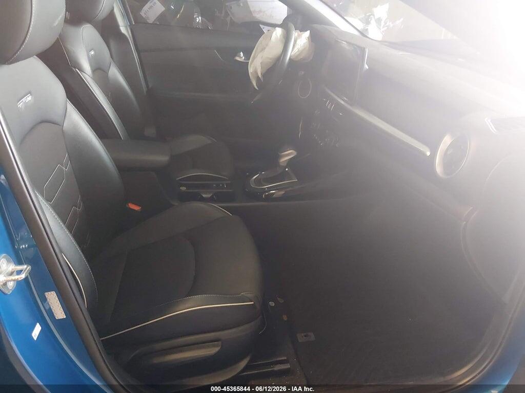 3KPF54AD4PE652593 2023 KIA FORTE photo no. 5