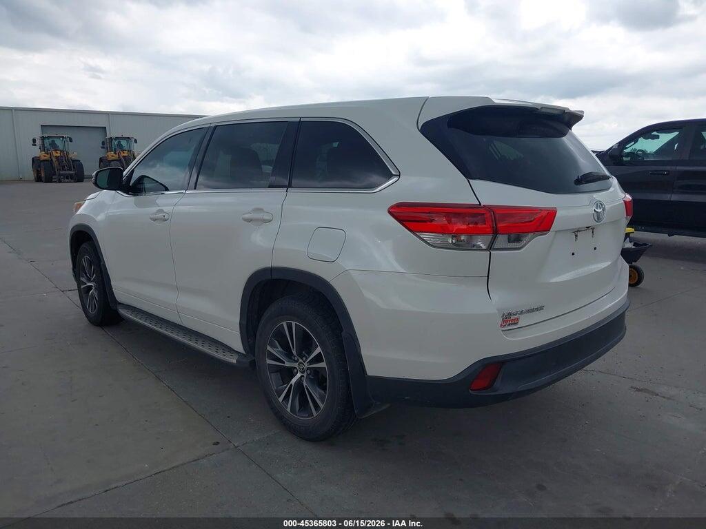 5TDZARFHXHS023445 2017 TOYOTA HIGHLANDER photo no. 3