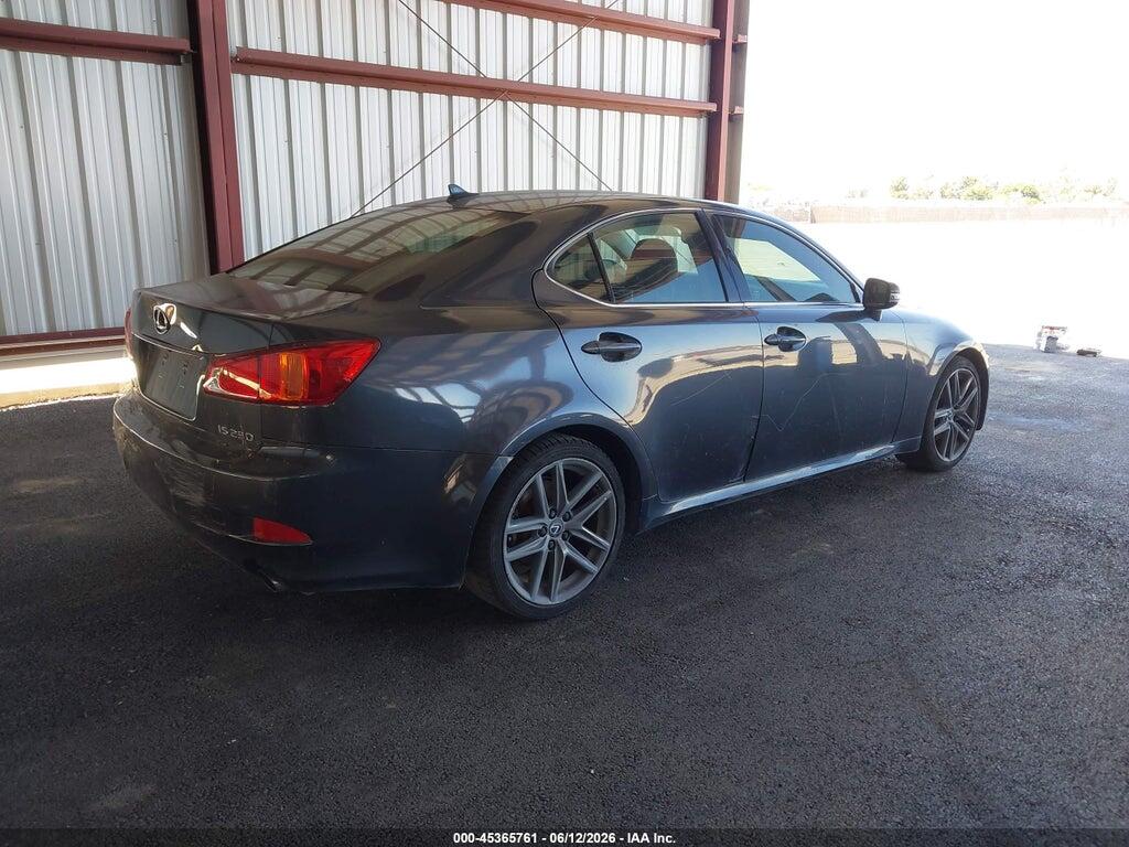 JTHBF5C28A5124151 2010 LEXUS IS photo no. 4