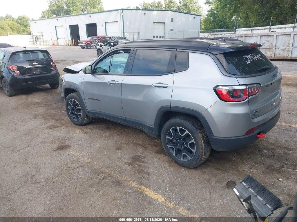 3C4NJDDB1KT645249 2019 JEEP COMPASS photo no. 3