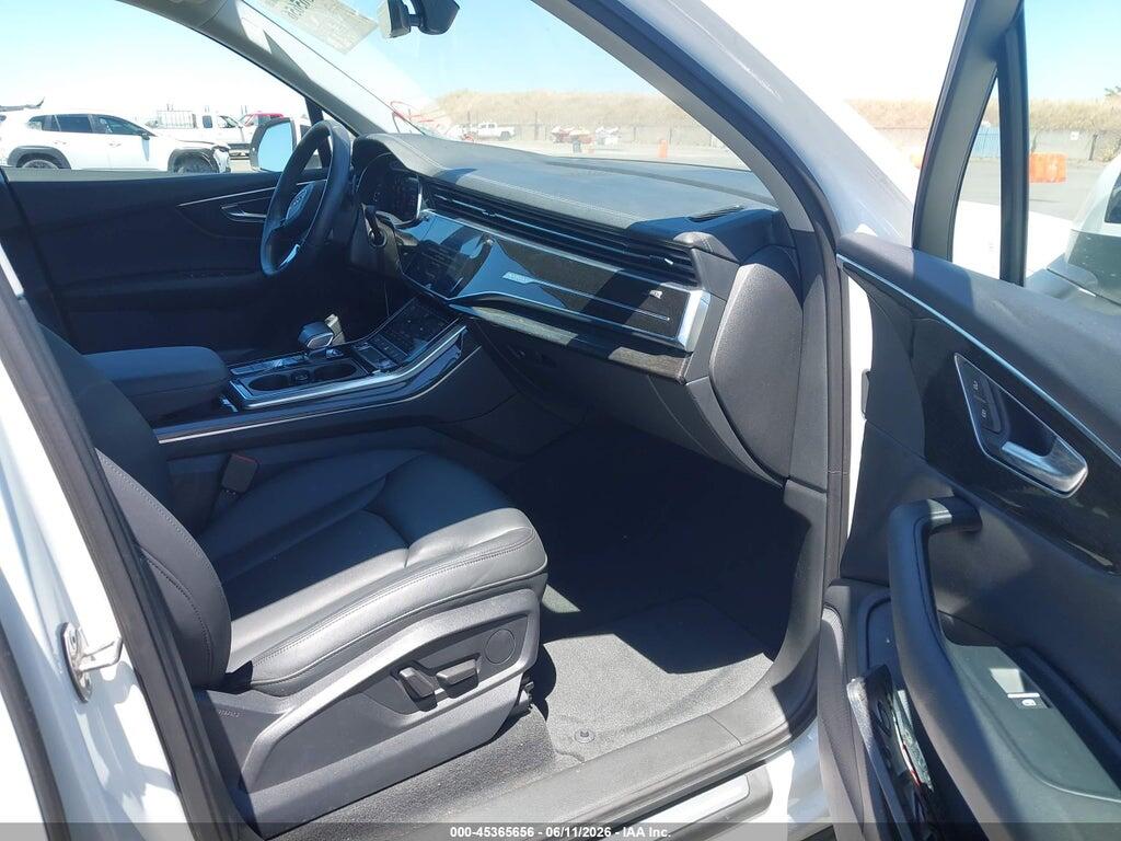 WA1ACBF71PD031069 2023 AUDI Q7 photo no. 5