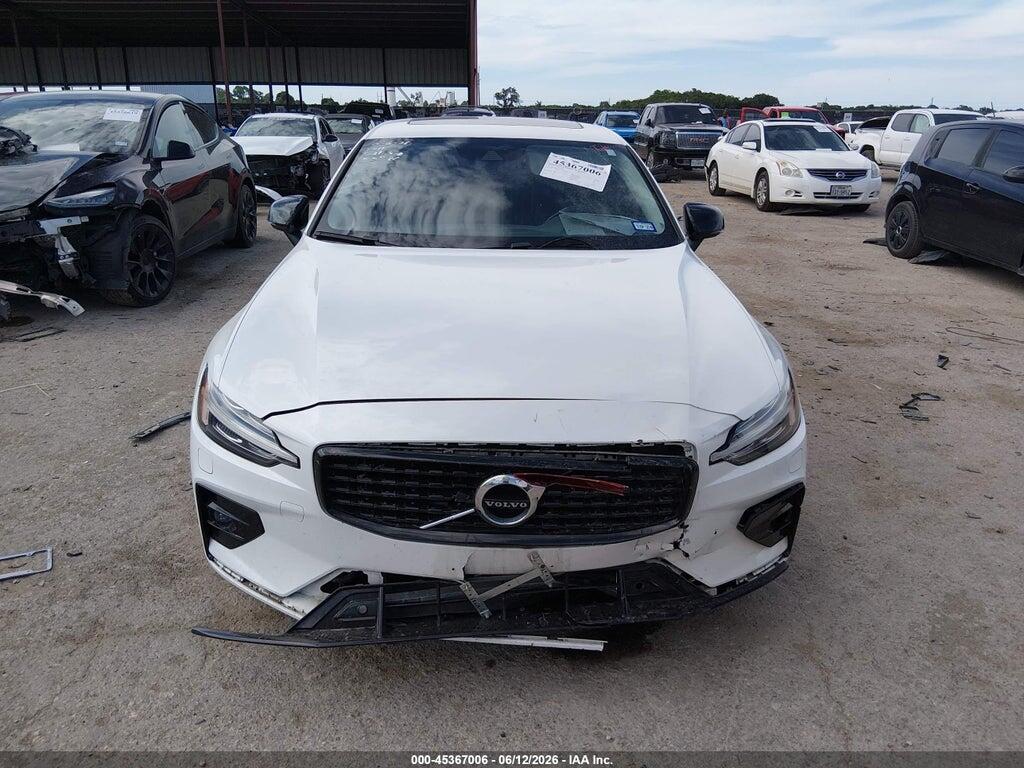 7JRL12FZ6NG175669 2022 VOLVO S60 photo no. 11