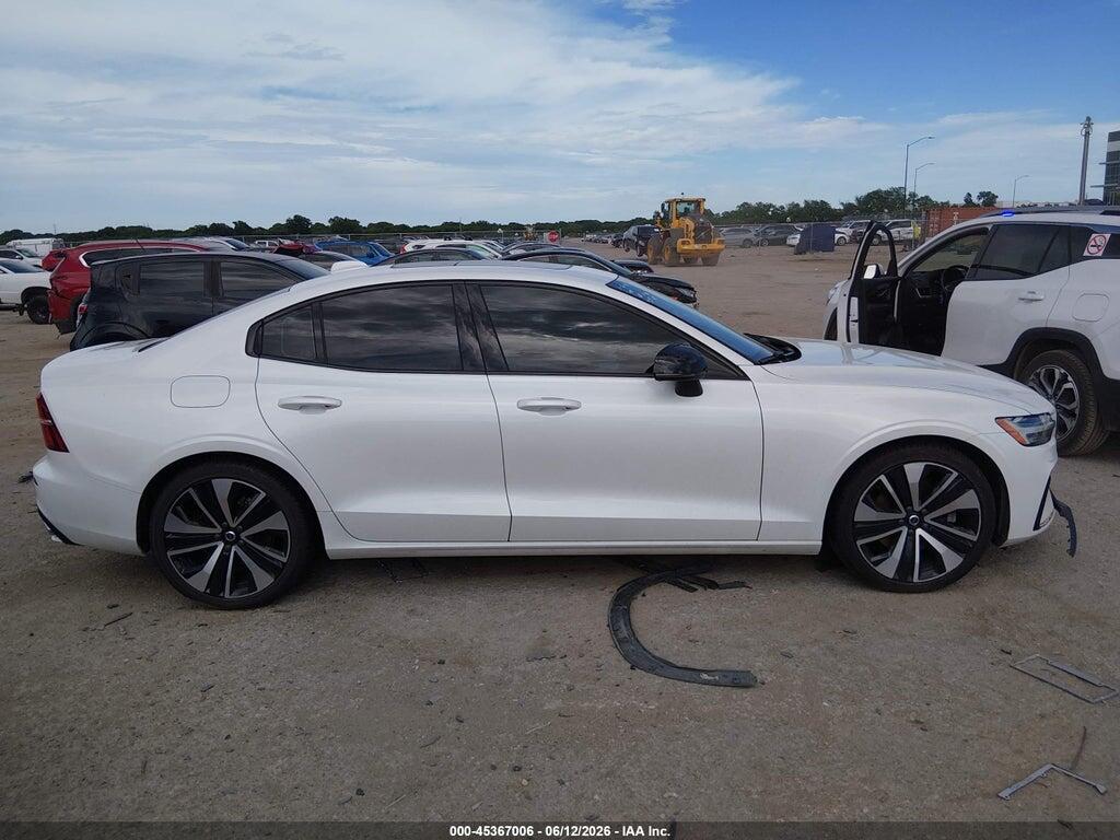 7JRL12FZ6NG175669 2022 VOLVO S60 photo no. 12