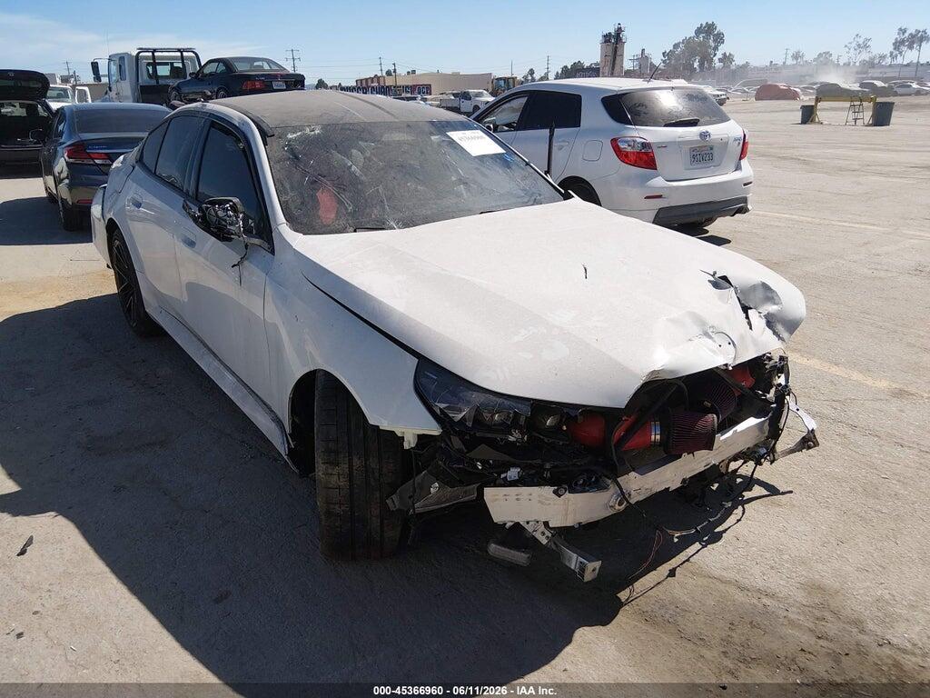 WBS83FK08SCU42609 2025 BMW M5 photo no. 1