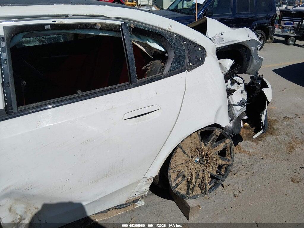 WBS83FK08SCU42609 2025 BMW M5 photo no. 12