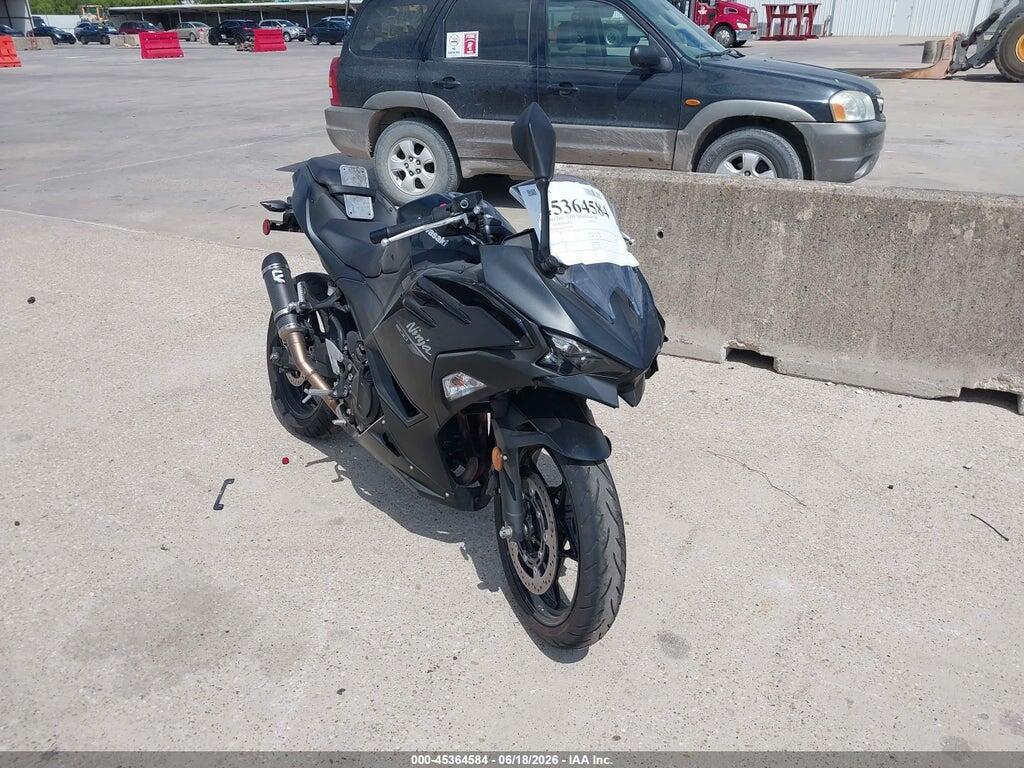 ML5EXGH10TDA76478 2026 KAWASAKI EX500 photo no. 1