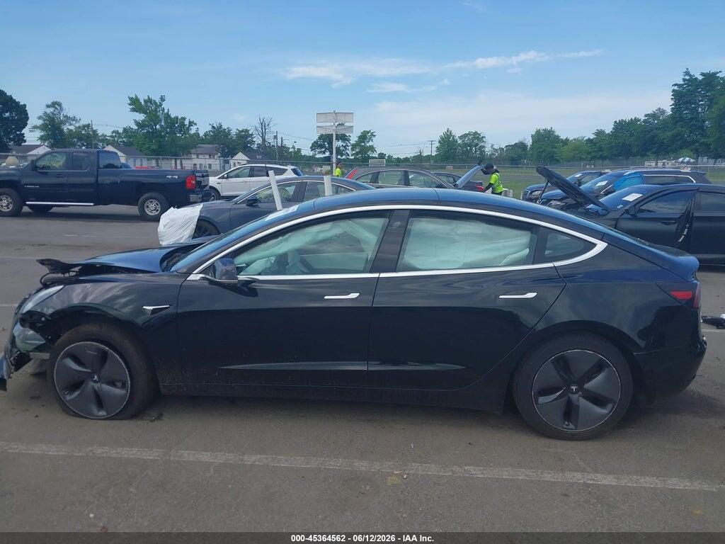 5YJ3E1EB8JF112871 2018 TESLA MODEL 3 photo no. 12