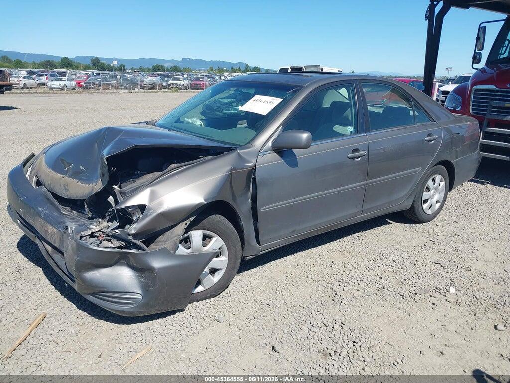 4T1BE30K22U555861 2002 TOYOTA CAMRY photo no. 2