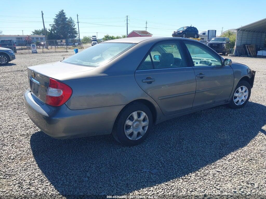 4T1BE30K22U555861 2002 TOYOTA CAMRY photo no. 4