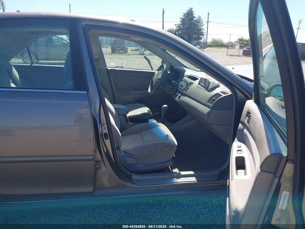 4T1BE30K22U555861 2002 TOYOTA CAMRY photo no. 5