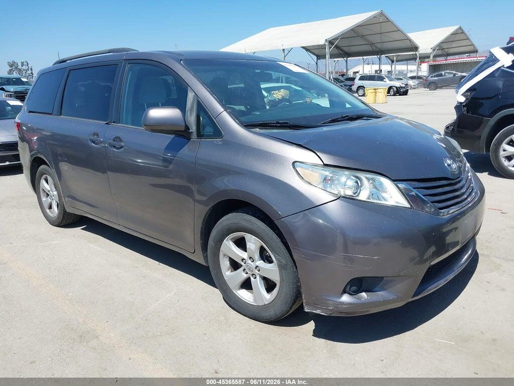 5TDKK3DC4FS583509 2015 TOYOTA SIENNA photo no. 1
