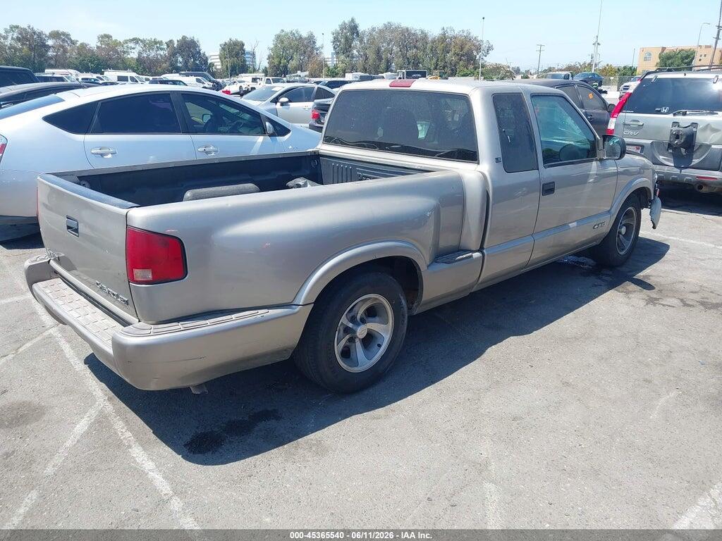 1GCCS19W4Y8272360 2000 CHEVROLET S-10 photo no. 4