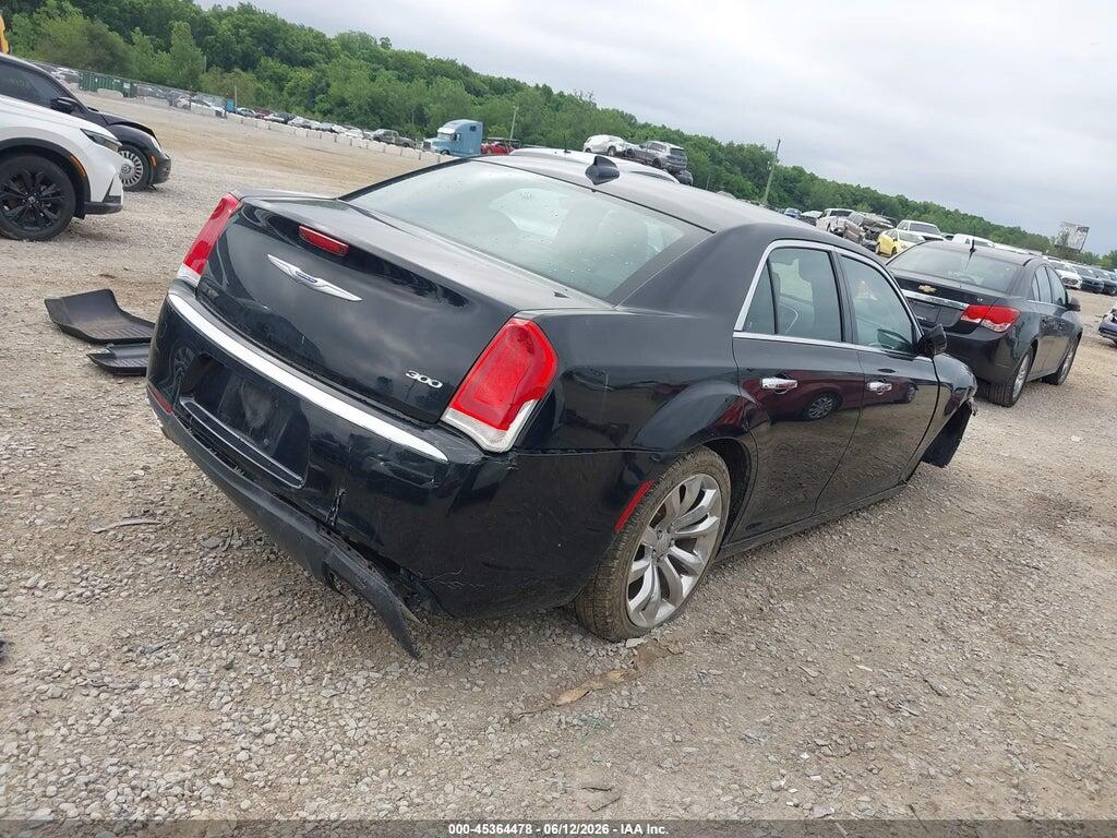2C3CCAEG8KH698098 2019 CHRYSLER 300 photo no. 4