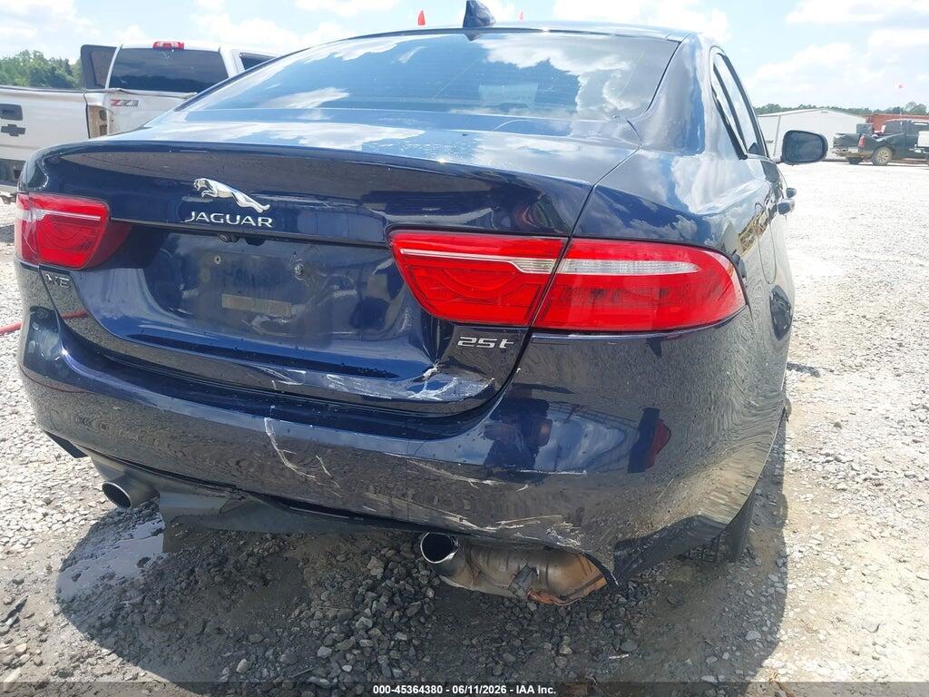 SAJAD4BG4HA950461 2017 JAGUAR XE photo no. 6