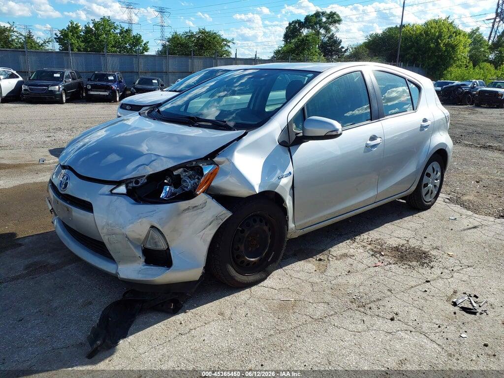 JTDKDTB35D1056909 2013 TOYOTA PRIUS C photo no. 2