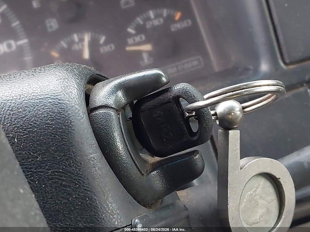 1GCHC39R2YF485487 2000 CHEVROLET C3500 photo no. 11