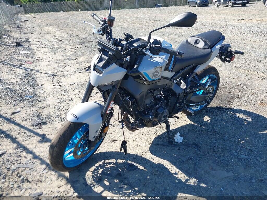 JYARN94E0SA002486 2025 YAMAHA MT09 photo no. 2