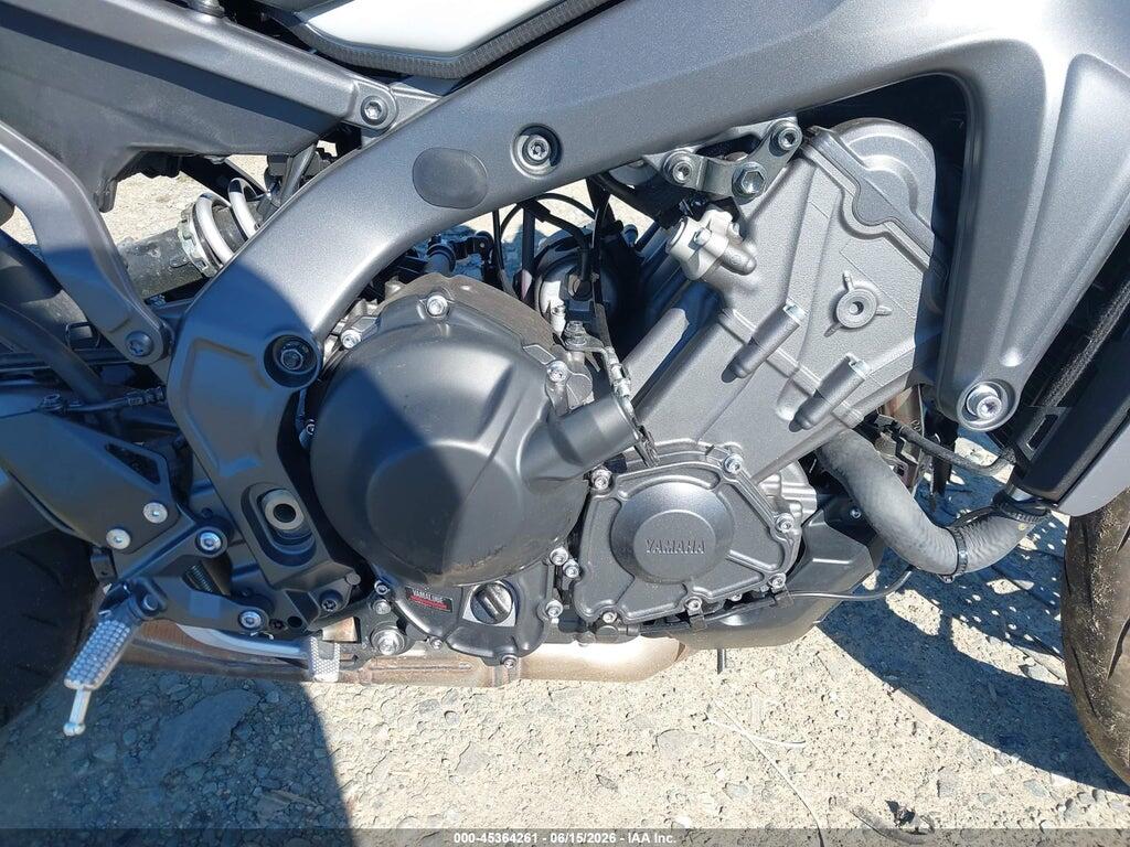 JYARN94E0SA002486 2025 YAMAHA MT09 photo no. 8
