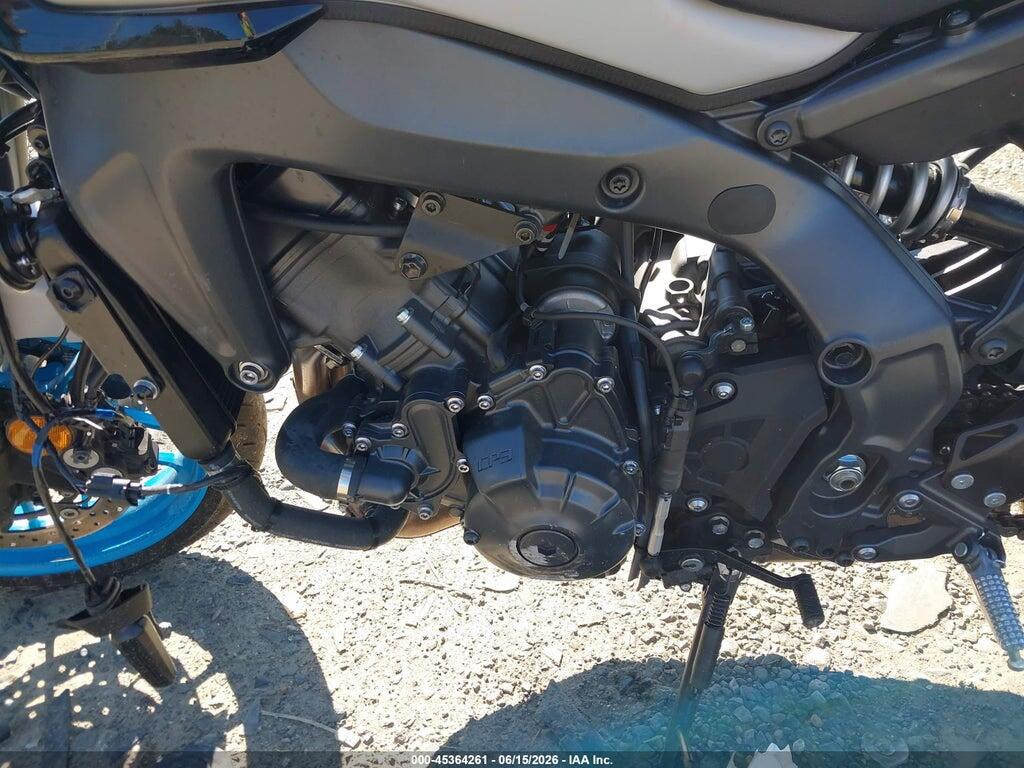 JYARN94E0SA002486 2025 YAMAHA MT09 photo no. 9