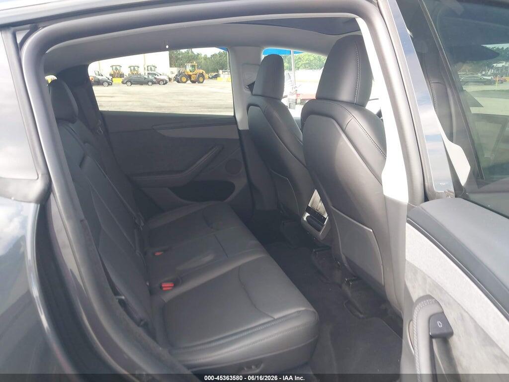 7SAYGDEE1TA493591 2026 TESLA MODEL Y photo no. 8
