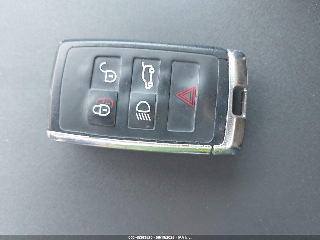 SALCJ2FX5LH865989 2020 LAND ROVER DISCOVERY SPORT photo no. 11