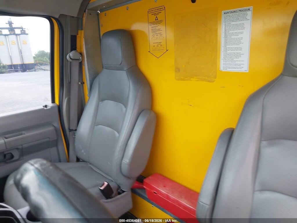 1FDWE3FS3FDA14557 2015 FORD E-350 CUTAWAY photo no. 6