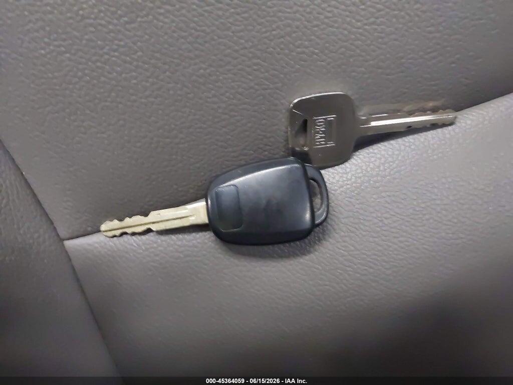 5YFBURHE1GP556951 2016 TOYOTA COROLLA photo no. 11
