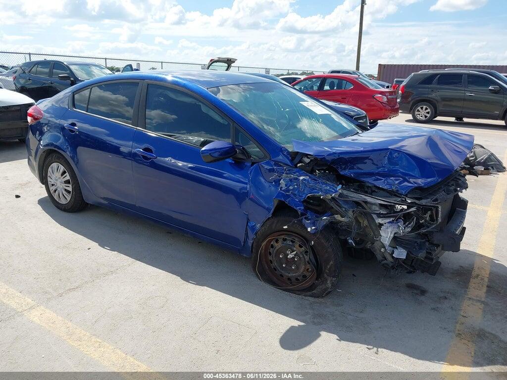 3KPFK4A76HE137776 2017 KIA FORTE photo no. 1