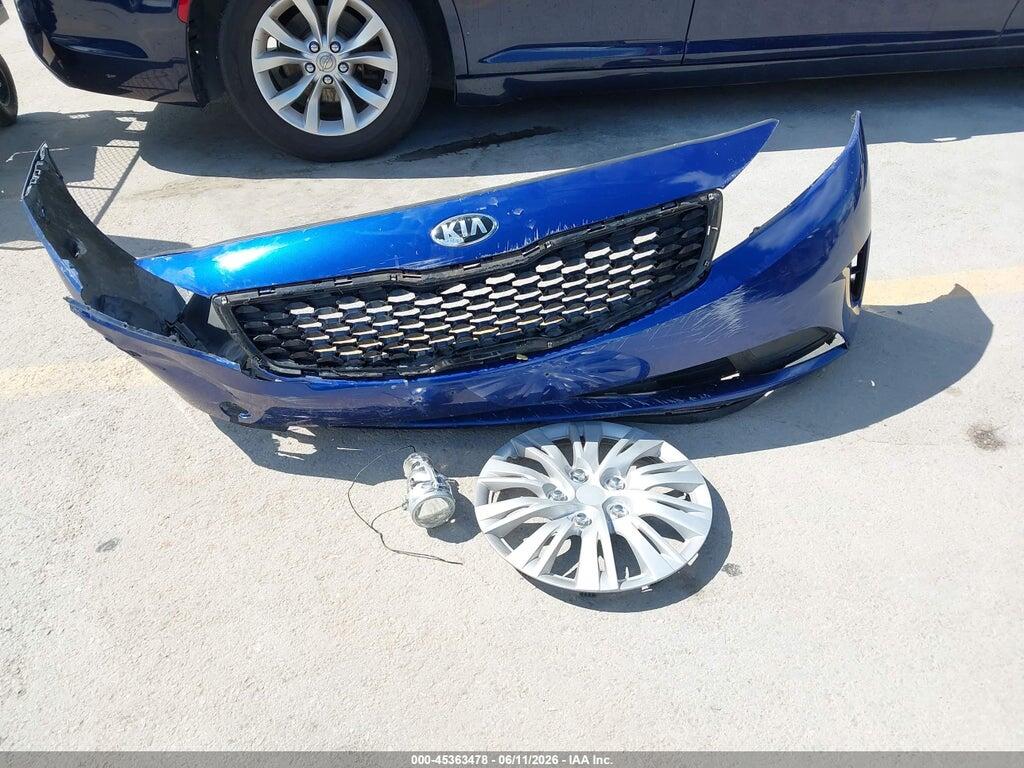 3KPFK4A76HE137776 2017 KIA FORTE photo no. 12