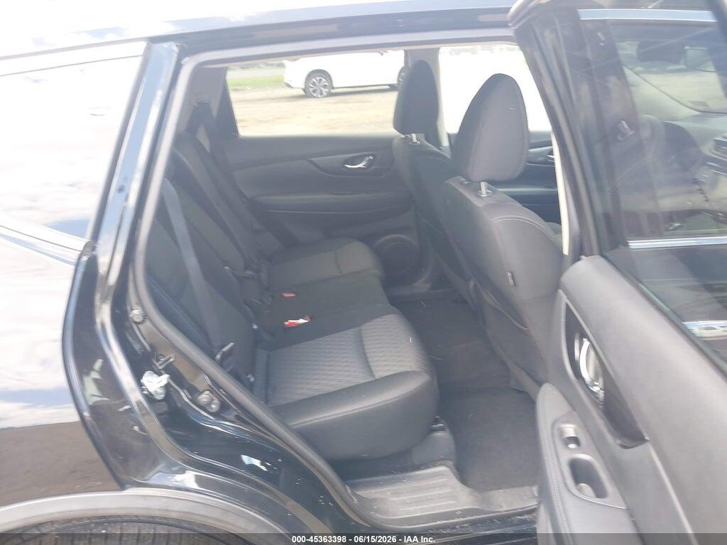 KNMAT2MV4HP521965 2017 NISSAN ROGUE photo no. 8