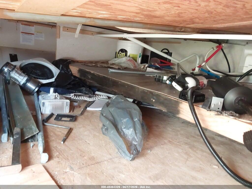 1UJAJ0AH8J12S0200 2018 JAYCO CAMPER photo no. 8