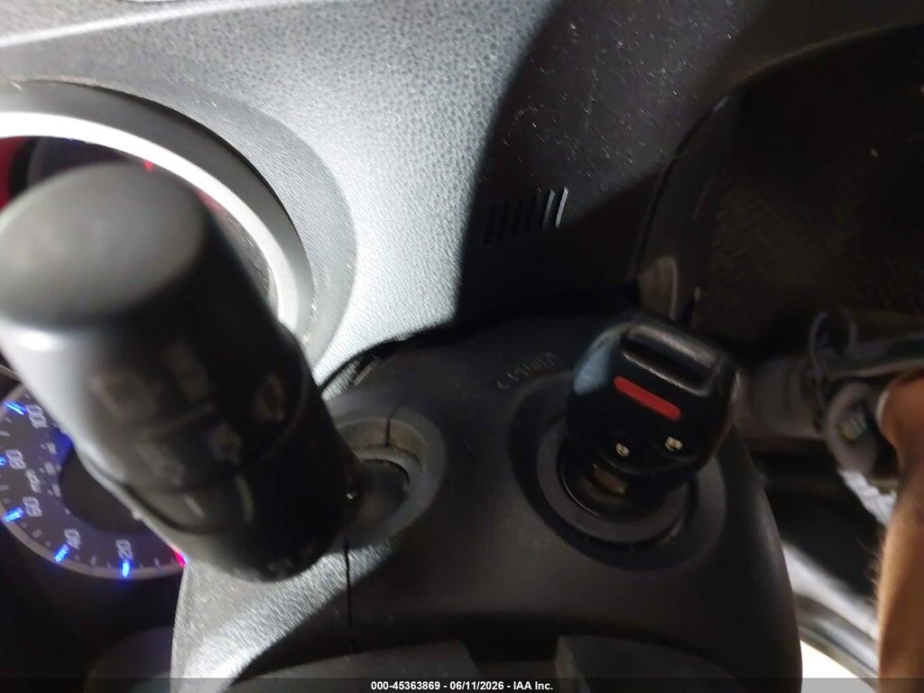 JHMGE8G33CC035602 2012 HONDA FIT photo no. 11