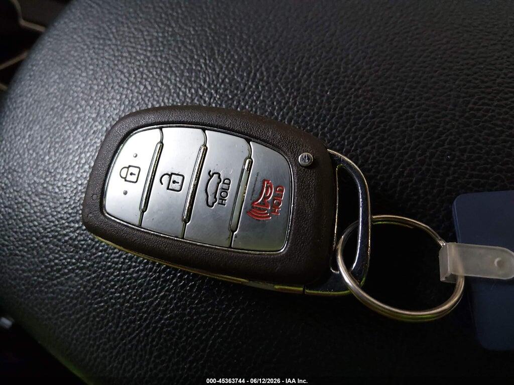 5NPDH4AE4FH585706 2015 HYUNDAI ELANTRA photo no. 11