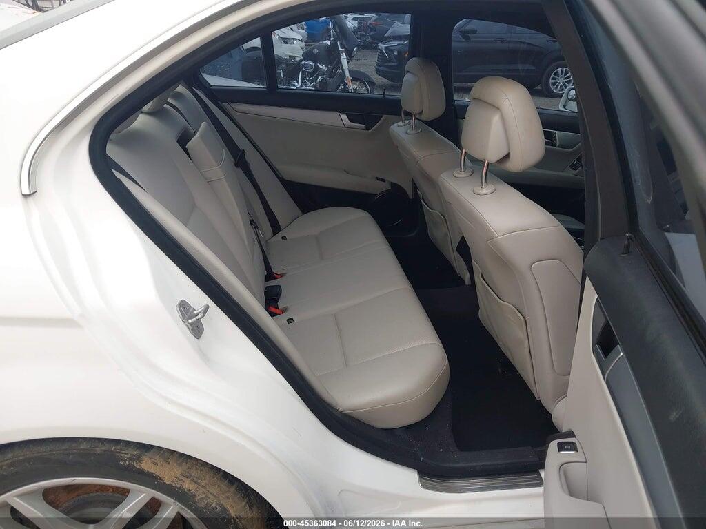 WDDGF4HBXDA763644 2013 MERCEDES-BENZ C 250 photo no. 8