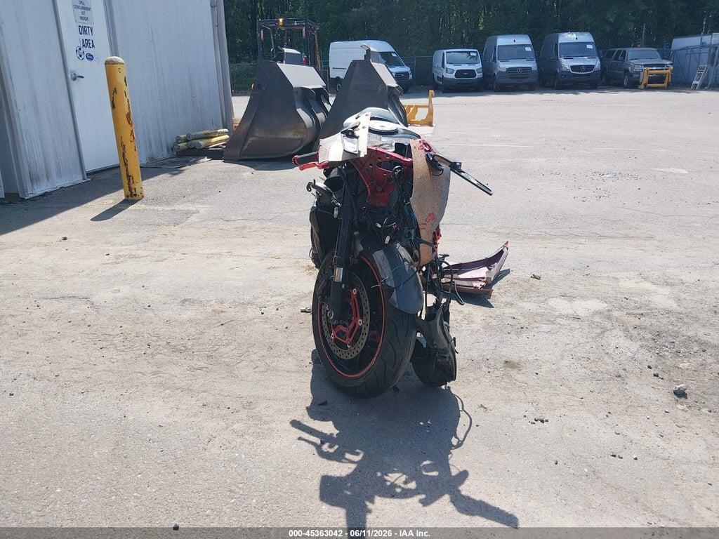 JH2SC5901DK500136 2013 HONDA CBR1000 photo no. 5