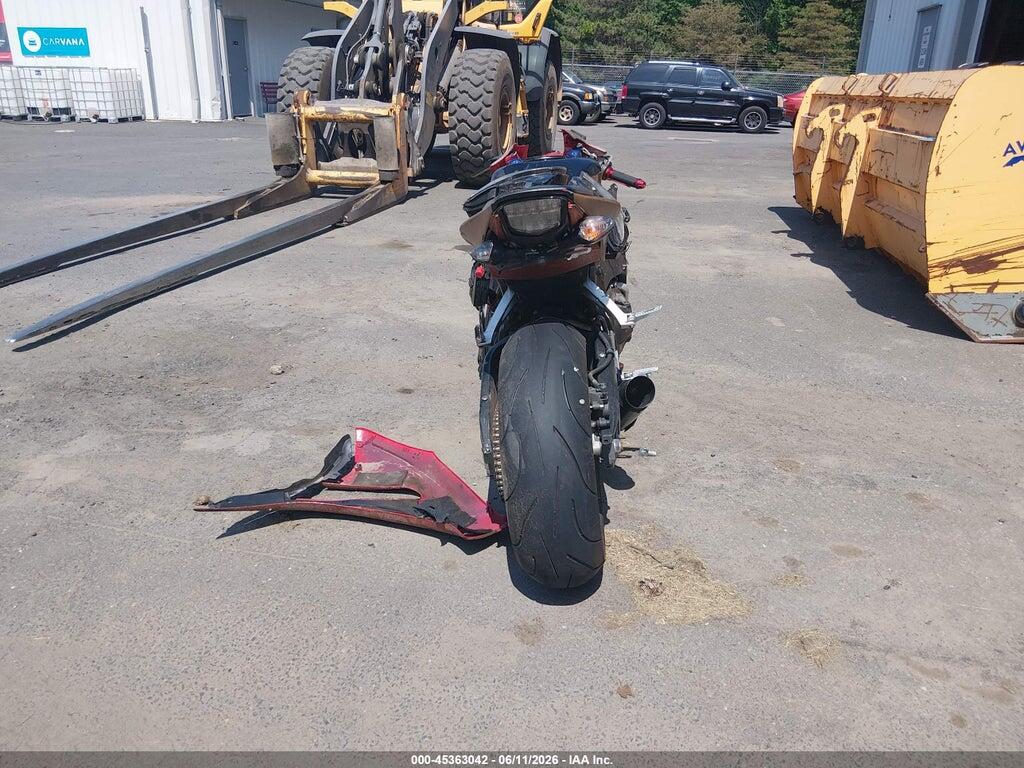 JH2SC5901DK500136 2013 HONDA CBR1000 photo no. 6