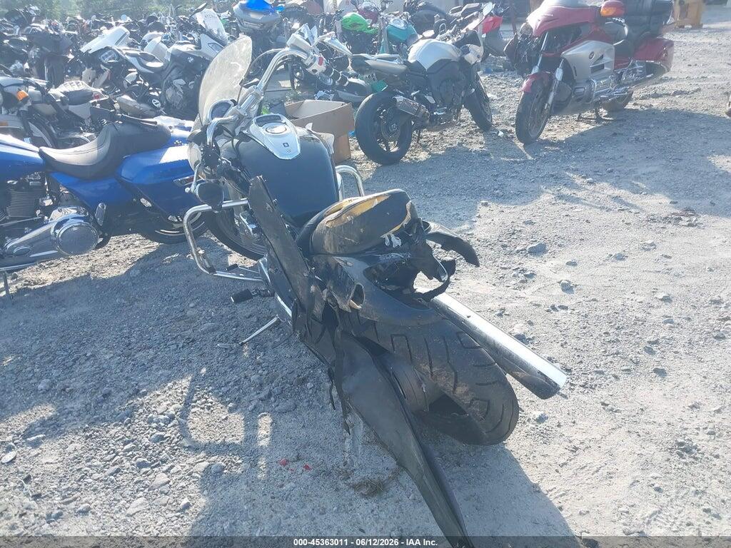 JS1VS56A3E2100080 2014 SUZUKI VZ800 photo no. 3