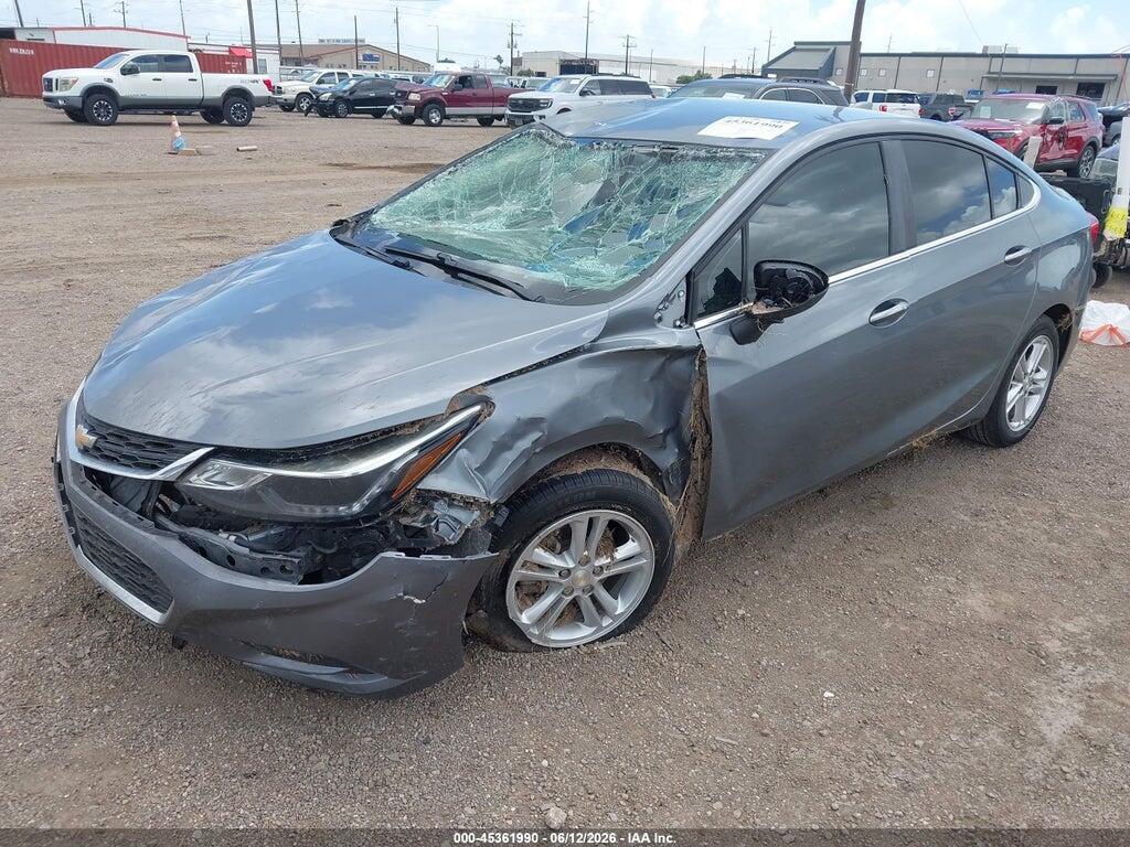 1G1BE5SM2J7247089 2018 CHEVROLET CRUZE photo no. 2