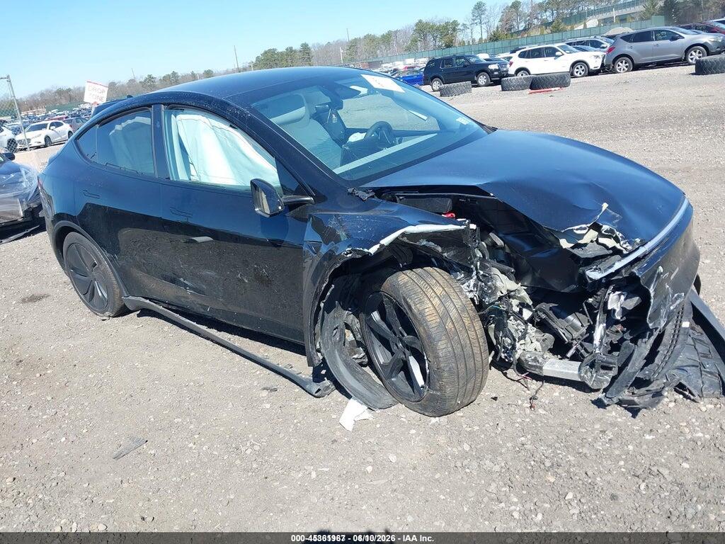 7SAYGDED6TA583102 2026 TESLA MODEL Y photo no. 1