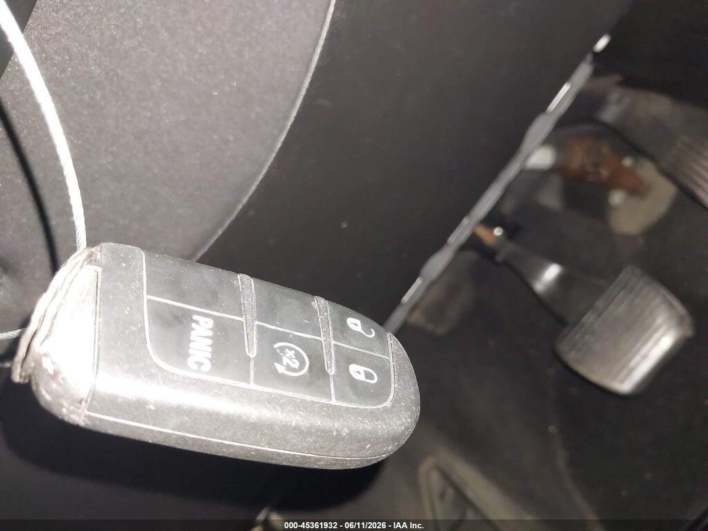 ZACCJBBB5HPG39811 2017 JEEP RENEGADE photo no. 11