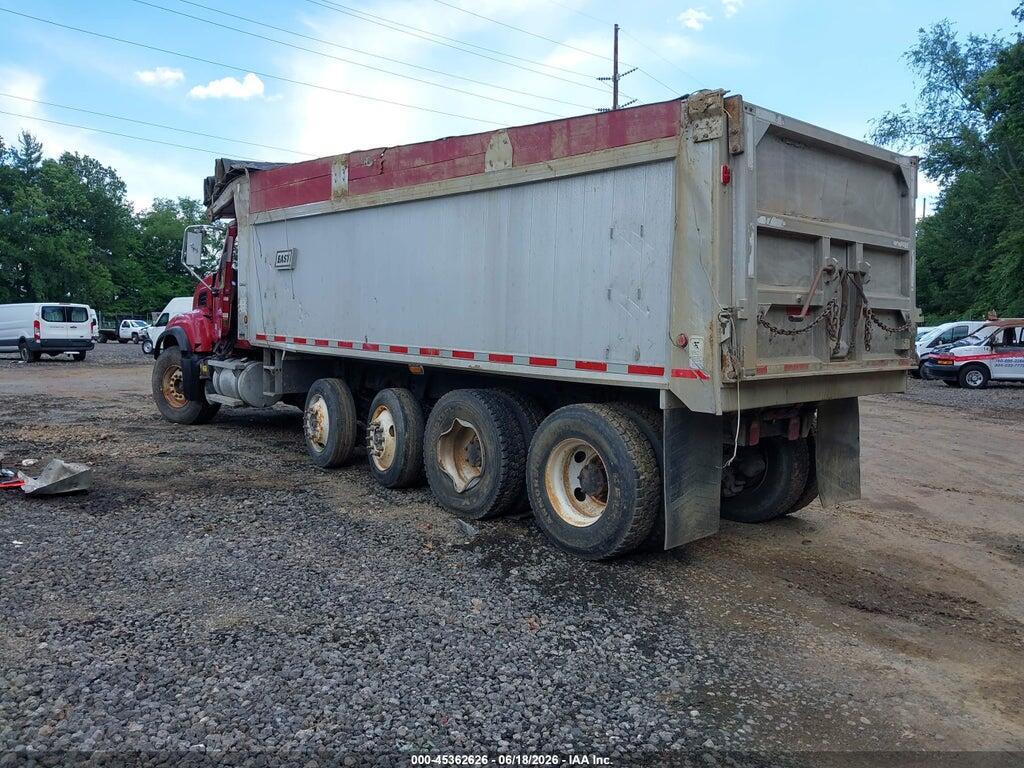1M2AG10C95M024843 2005 MACK 700 photo no. 3