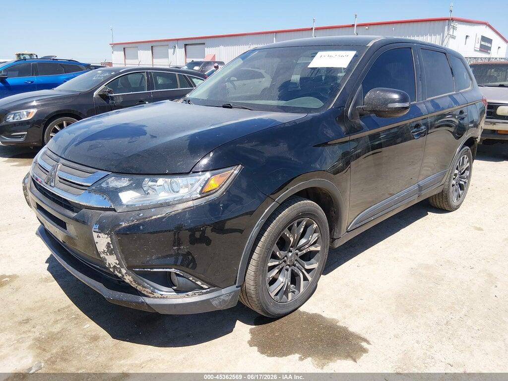 JA4AZ3A32JJ002391 2018 MITSUBISHI OUTLANDER photo no. 2
