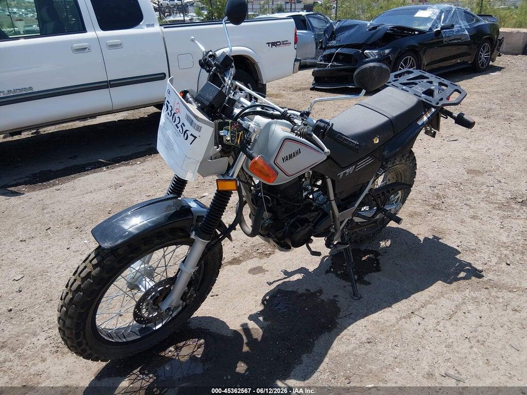 JYA3AWE0XTA202697 2026 YAMAHA TW200 photo no. 2