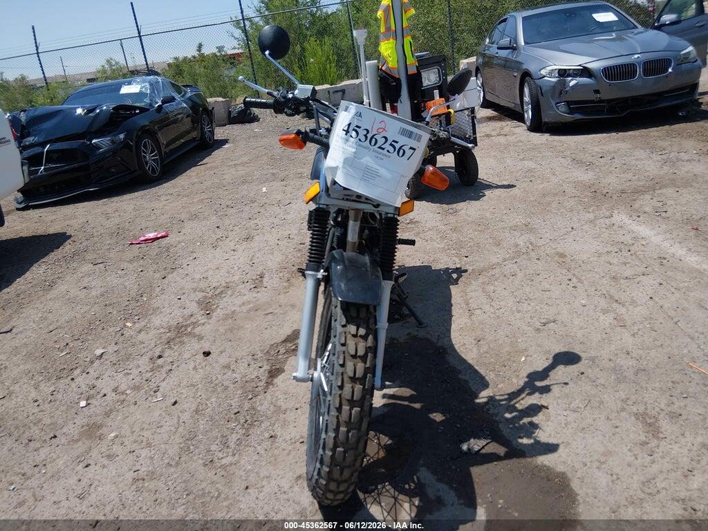 JYA3AWE0XTA202697 2026 YAMAHA TW200 photo no. 5