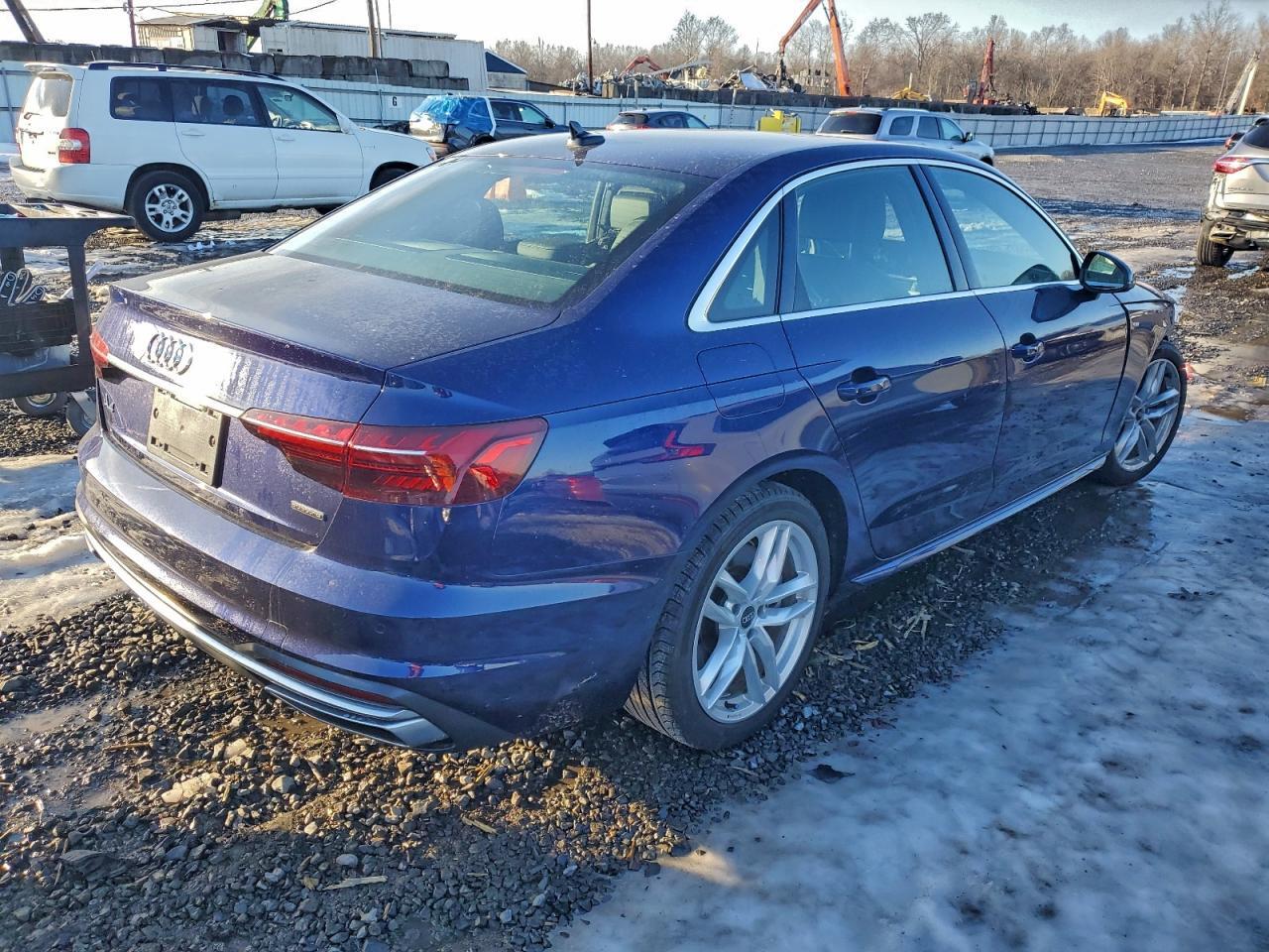 2023 AUDI A4 PREMIUM PLUS 45 — Фото 3 из 13