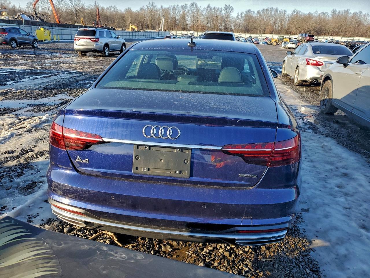 2023 AUDI A4 PREMIUM PLUS 45 — Фото 6 из 13