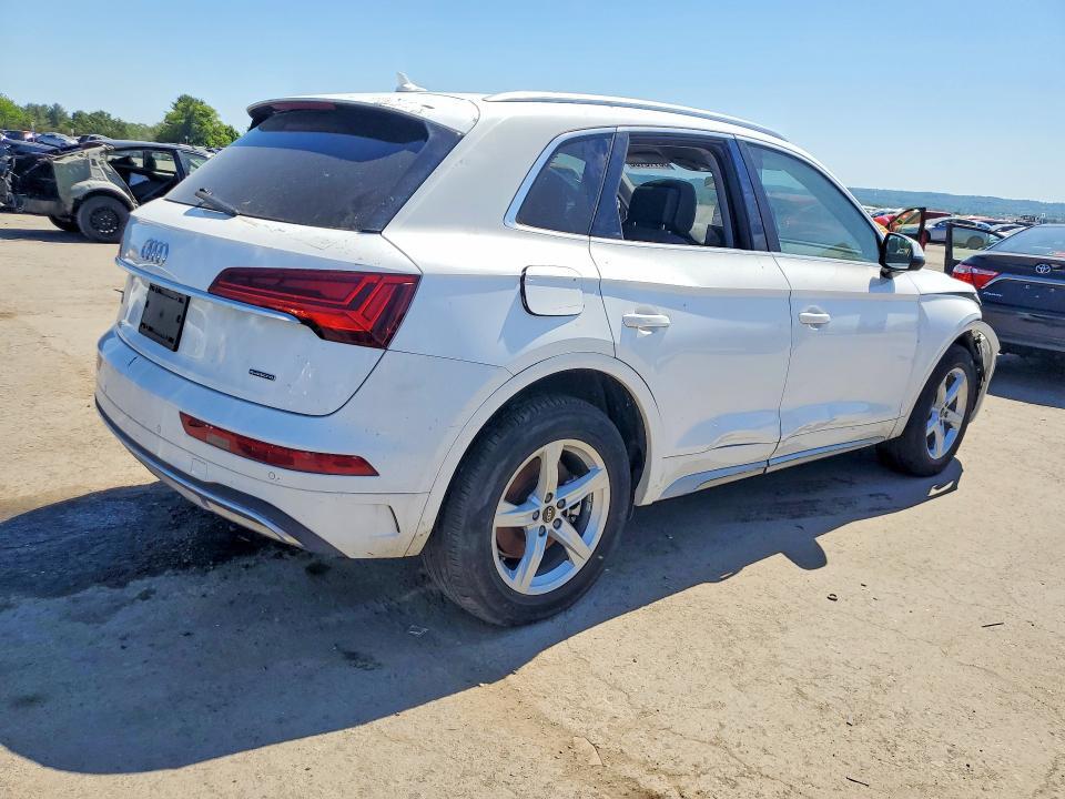 2023 AUDI Q5 PREMIUM 40 — Фото 3 из 12