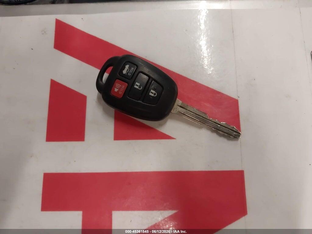 4T4BF1FK1CR186930 2012 TOYOTA CAMRY photo no. 11